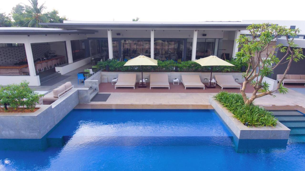 Blvd Club - Near Bengaluru Airport Hotel Settahalasur Exterior photo